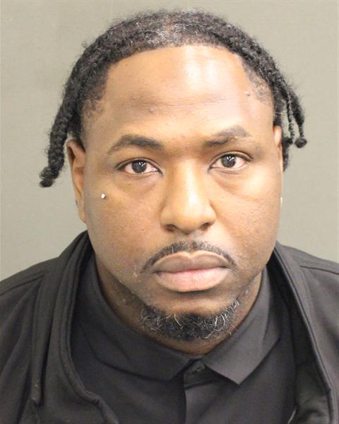  GILBERTO LLOYD III ROBINSON Photo Image