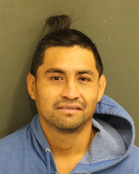  ROBERTO CHINOMENESES Photo Image