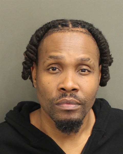  MAX B NOEL Photo Image