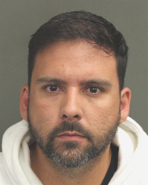  PEDRO UTSCHFALLET Photo Image