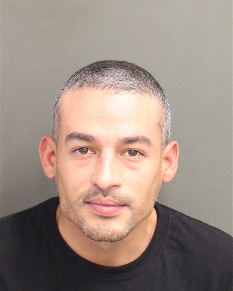  TAYRON LARQUINVARGAS Photo Image