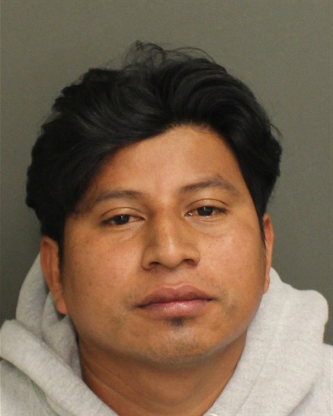  SANTOS GUARCHAJ Photo Image