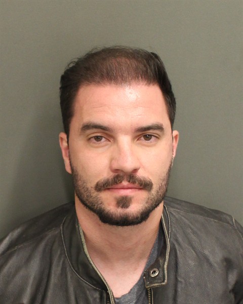  ERIC BUENODASNEVESDEOLIVE Photo Image