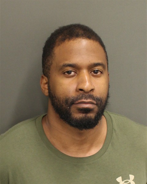  JOHNNIE LEE-SHON  JR HOWARD Mugshot / County Arrests / Orange County Arrests