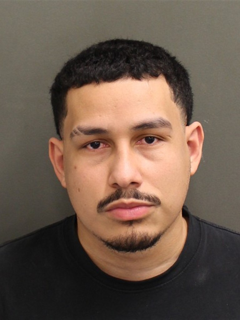  FERNANDO MAURICIO PONCEGUIFARRO Photo Image