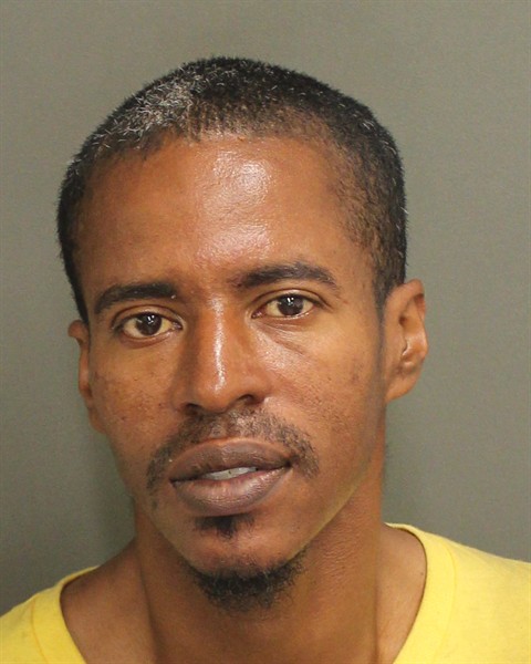  EMMANUAL DWAYNE GONZALEZ Mugshot / County Arrests / Orange County Arrests