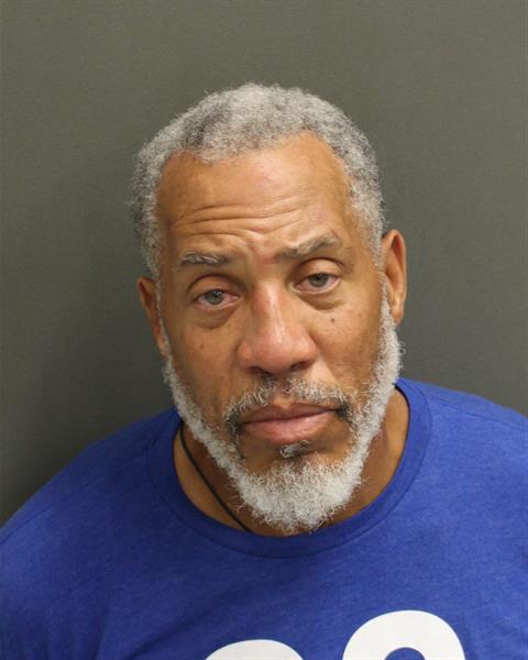  ROBERT EARL JR TIPPENS Mugshot / County Arrests / Orange County Arrests