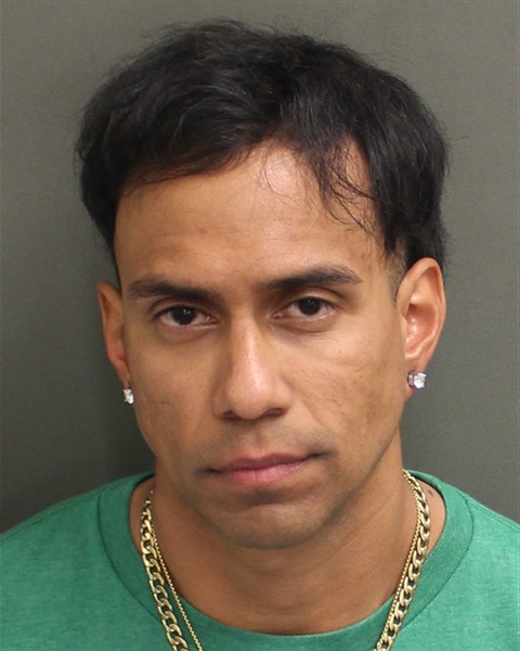  OSCAR SANTOSIRIAS Mugshot / County Arrests / Orange County Arrests