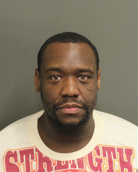  JOHN HENRY  JR ROBERTS Mugshot / County Arrests / Orange County Arrests