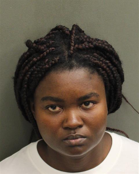  GHISLAINE CHATEAU Photo Image