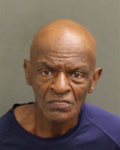  ROBERT BERNARD SR ROBINSON Mugshot / County Arrests / Orange County Arrests