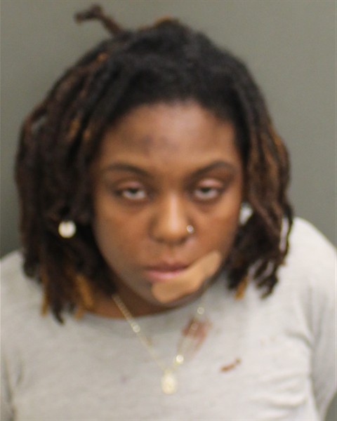  RONYSIA DESHOND MAXWELL Mugshot / County Arrests / Orange County Arrests