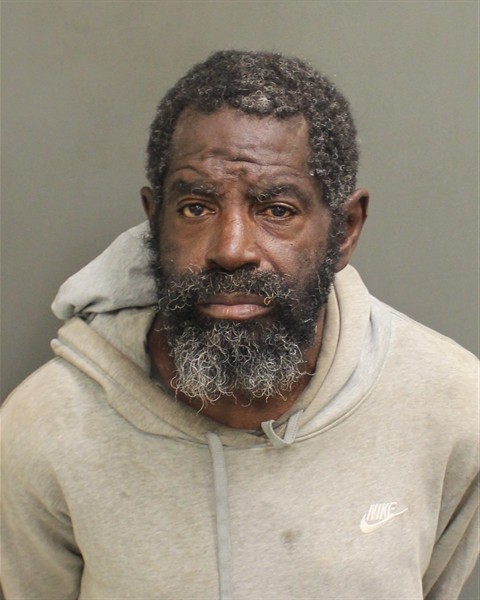  TYRONE R THOMPSON Mugshot / County Arrests / Orange County Arrests