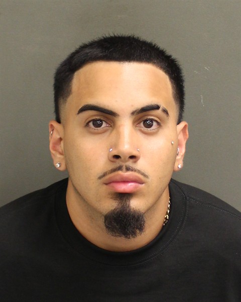  CHRISTIAN ESCOBAR Photo Image