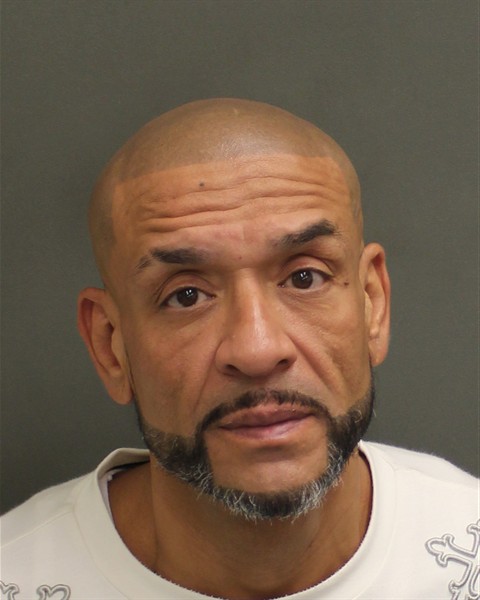  JOSUE E GONZALEZ Mugshot / County Arrests / Orange County Arrests