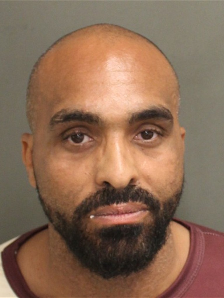  LEE VAN JR WALTON Mugshot / County Arrests / Orange County Arrests