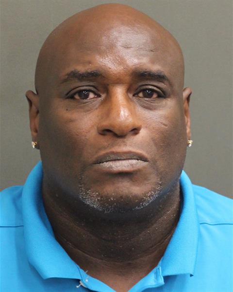  DESMOND LAMAR HOWARD Mugshot / County Arrests / Orange County Arrests