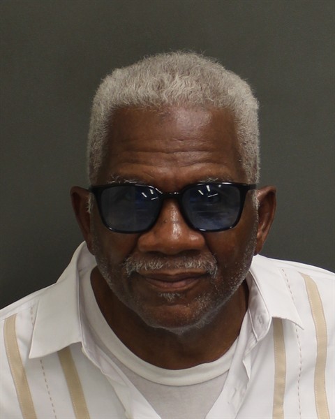  ALTON JUNIOR NORWOOD Mugshot / County Arrests / Orange County Arrests