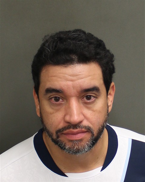  HECTOR RODRIGO ULLOA Photo Image