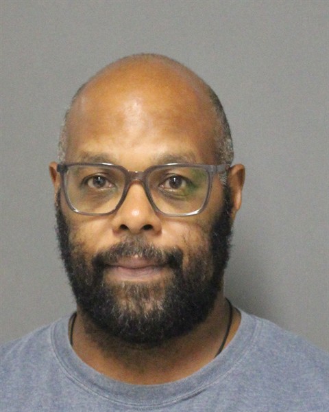  ROBERT J HOLLINGSWORTH Mugshot / County Arrests / Orange County Arrests