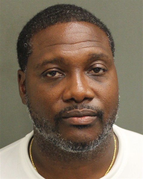  DERRICK LEVAR DAVIS Mugshot / County Arrests / Orange County Arrests