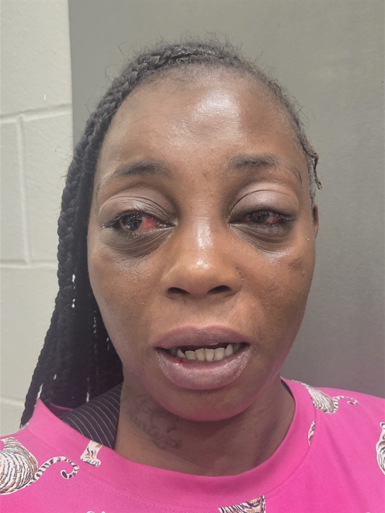  MELVINNIE LAQUITA HALL Mugshot / County Arrests / Orange County Arrests
