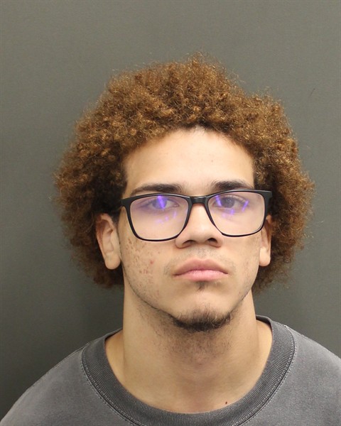  AARON VAUNTE MORELAND Mugshot / County Arrests / Orange County Arrests