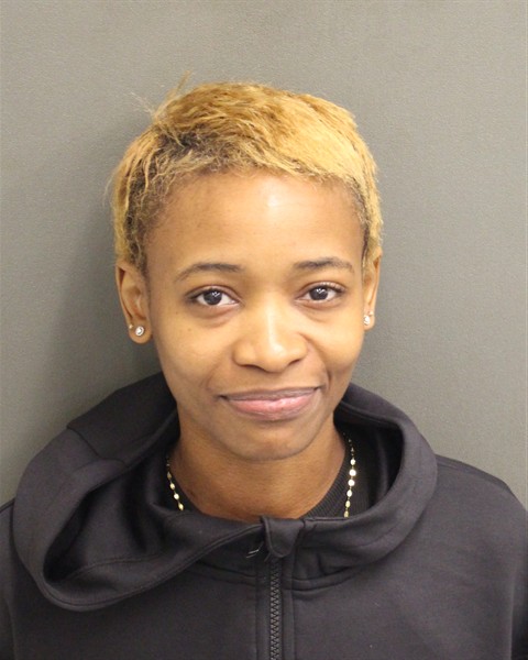  SHANICE JASMIN HUGGINS Mugshot / County Arrests / Orange County Arrests